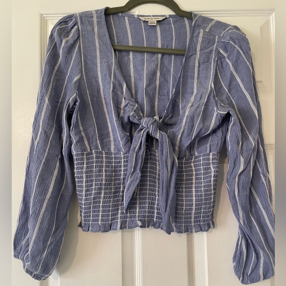 EUC American Eagle Cropped Long Sleeve Blouse, Size Medium